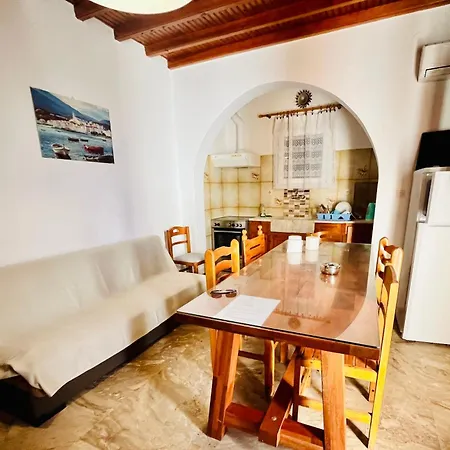 Vasilis Guest house 3*