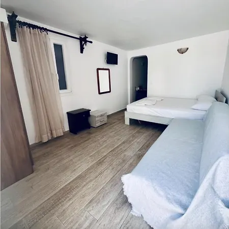 Vasilis Mykonos Town