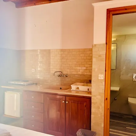 Guest house Vasilis 3*